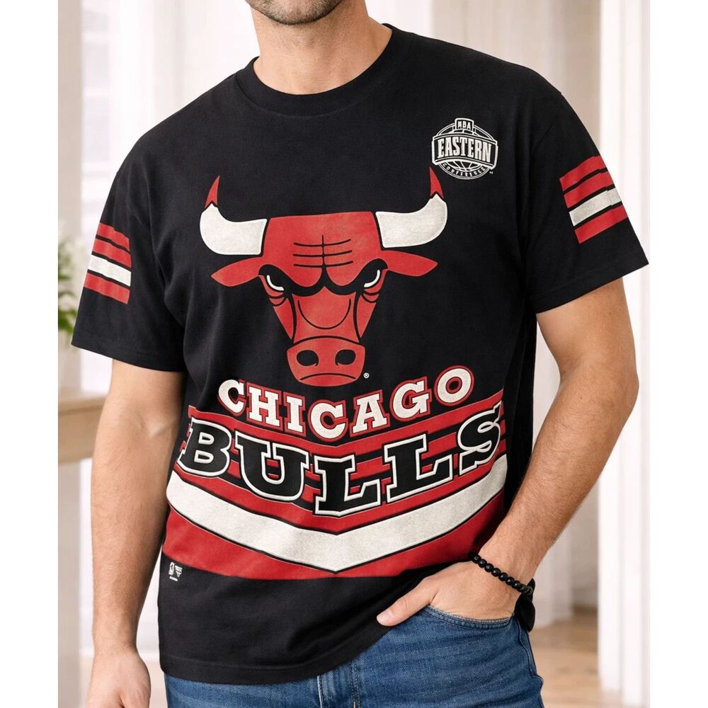 Vintage 90s Chicago Bulls Salem Sportswear XL USA Made NBA Graphic T Shirt
